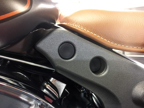 Indian scout sixty bobber - /,